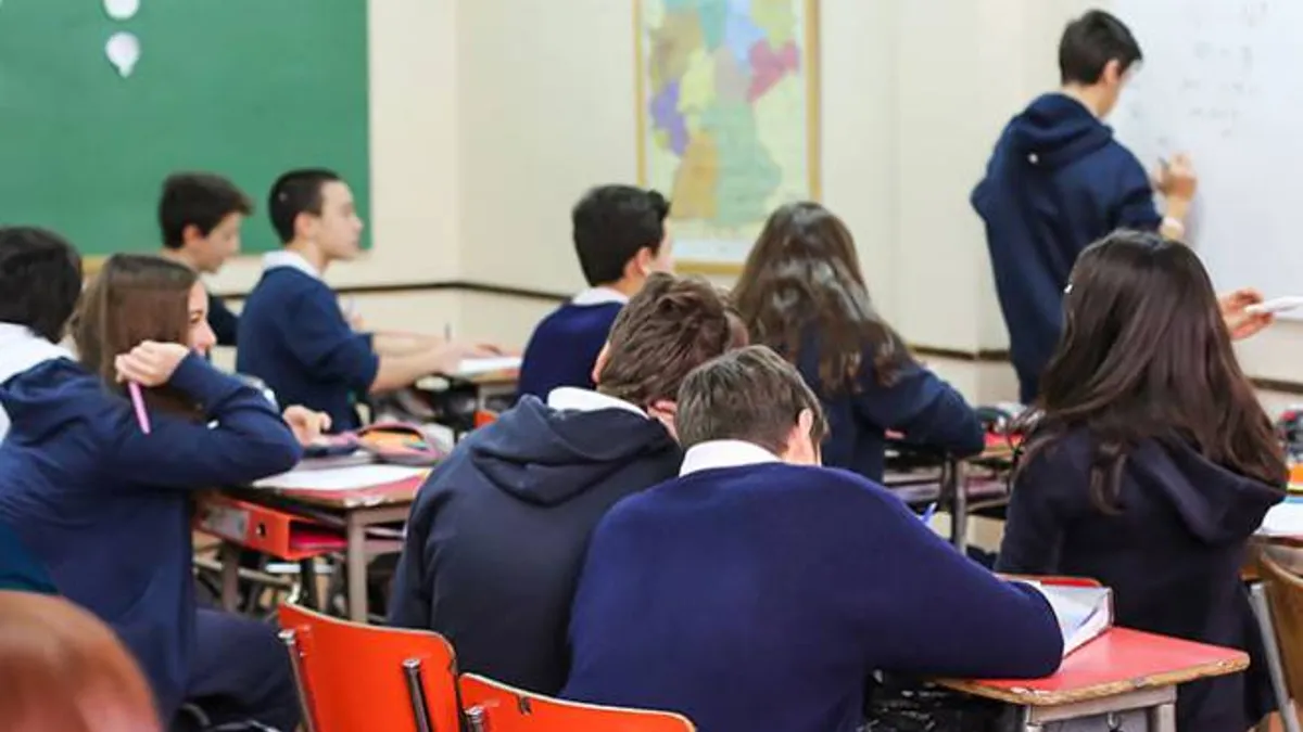 El Gobierno lanzó Vouchers Educativos: Cómo inscribirse paso a paso