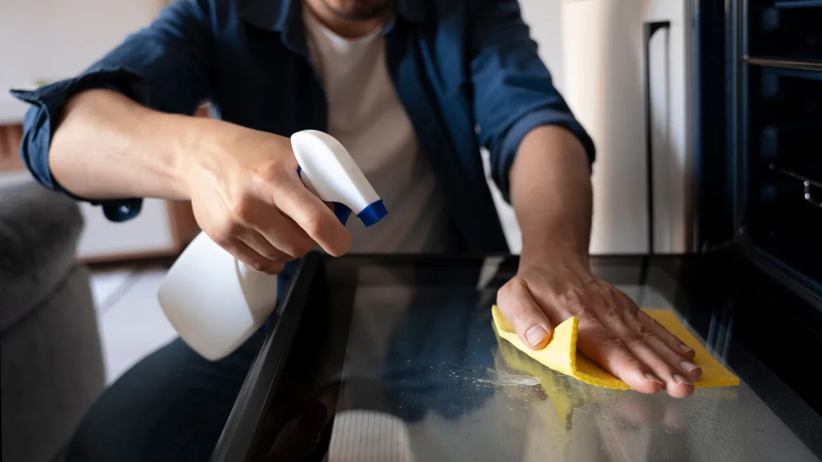 Aumento trabajadores de maestranza: Escalas salariales SOM desde agosto 2025